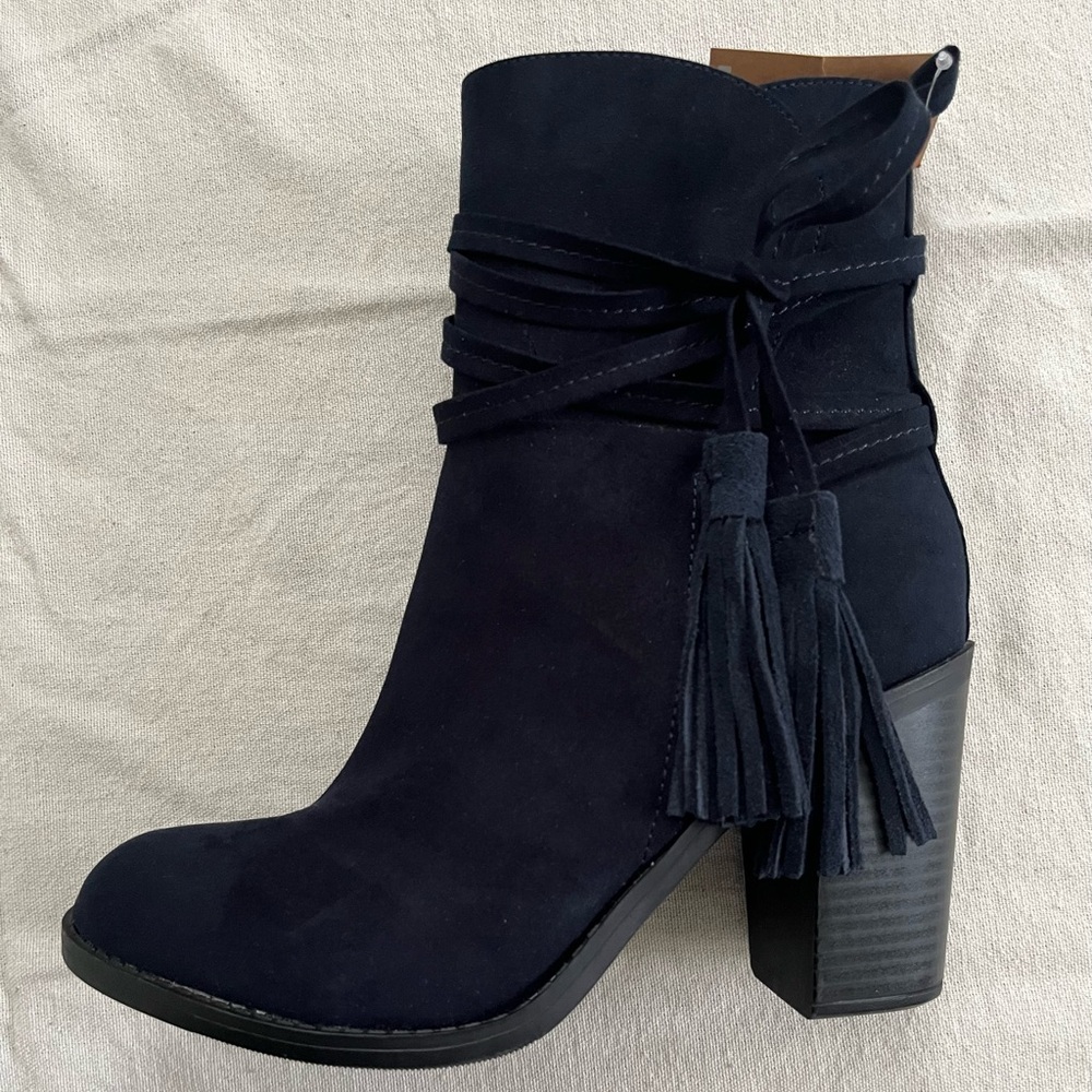 Suede boots size 8